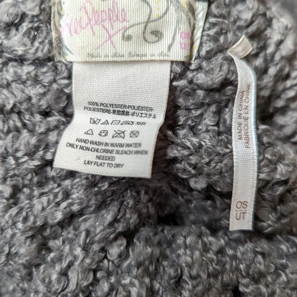 Free People Pom Hat - Picture 2 of 3